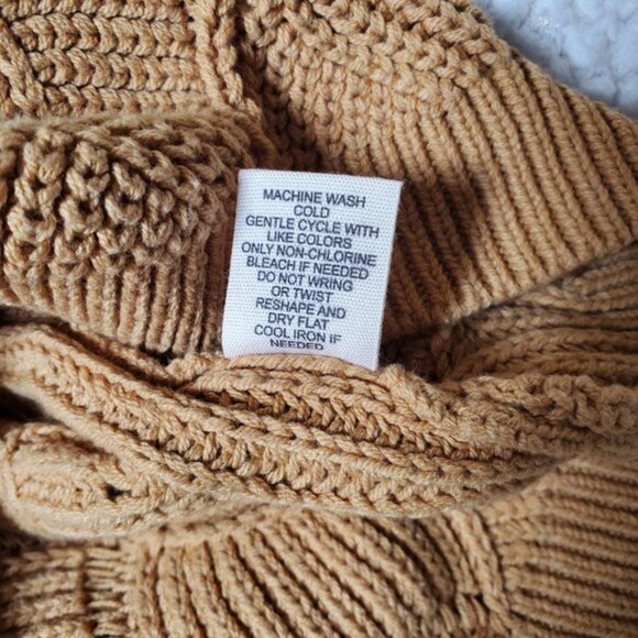 Moon & Madison Mustard Yellow Sweater Balloon Sleeve - Picture 12 of 12